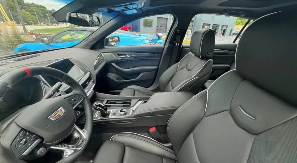 2022 Cadillac CT5-V Blackwing - Image 6 of 7