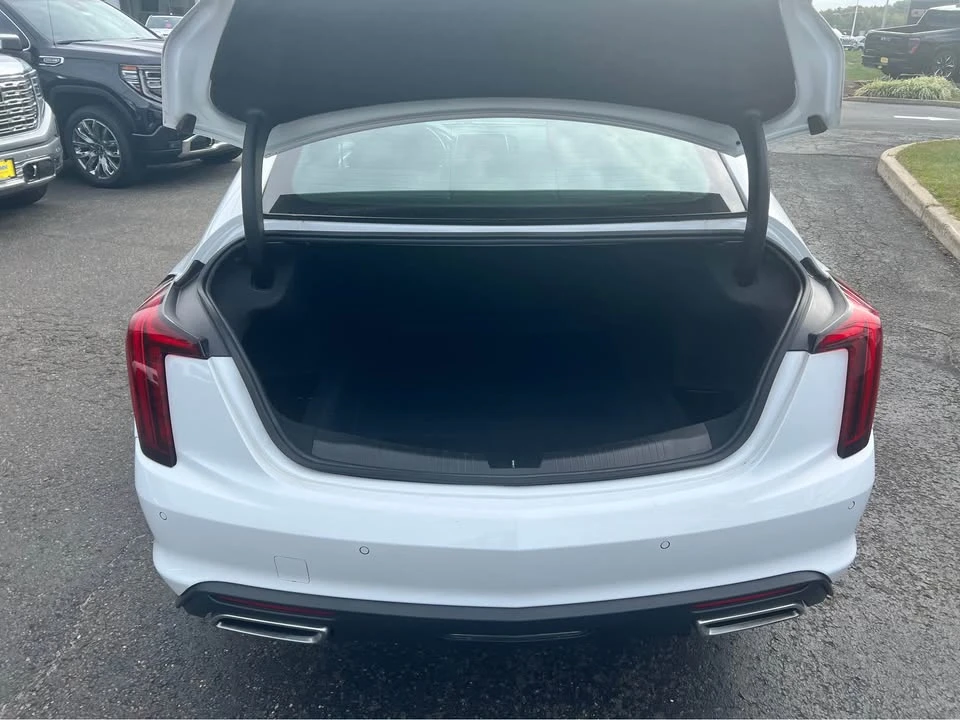 2022 Cadillac CT5 - Image 4 of 8