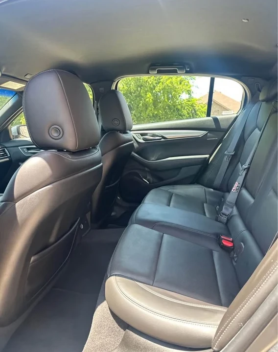 2022 Cadillac CT5 - Image 10 of 10