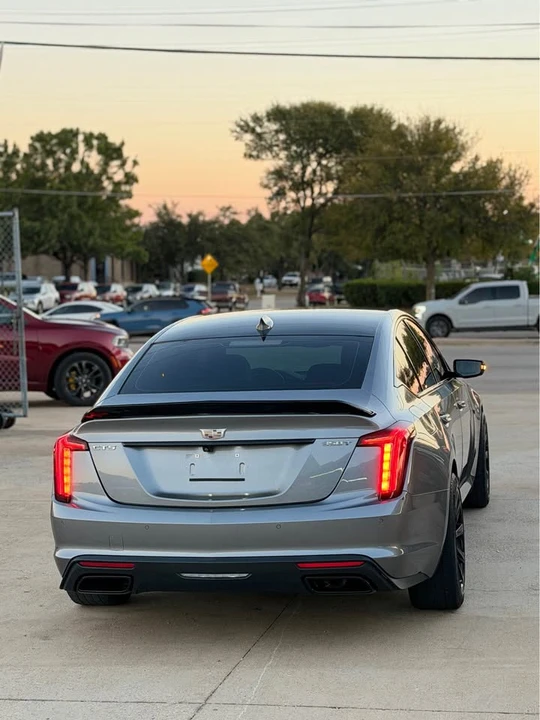 2022 Cadillac CT5 - Image 5 of 6