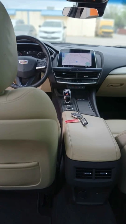 2022 Cadillac CT5 - Image 10 of 13