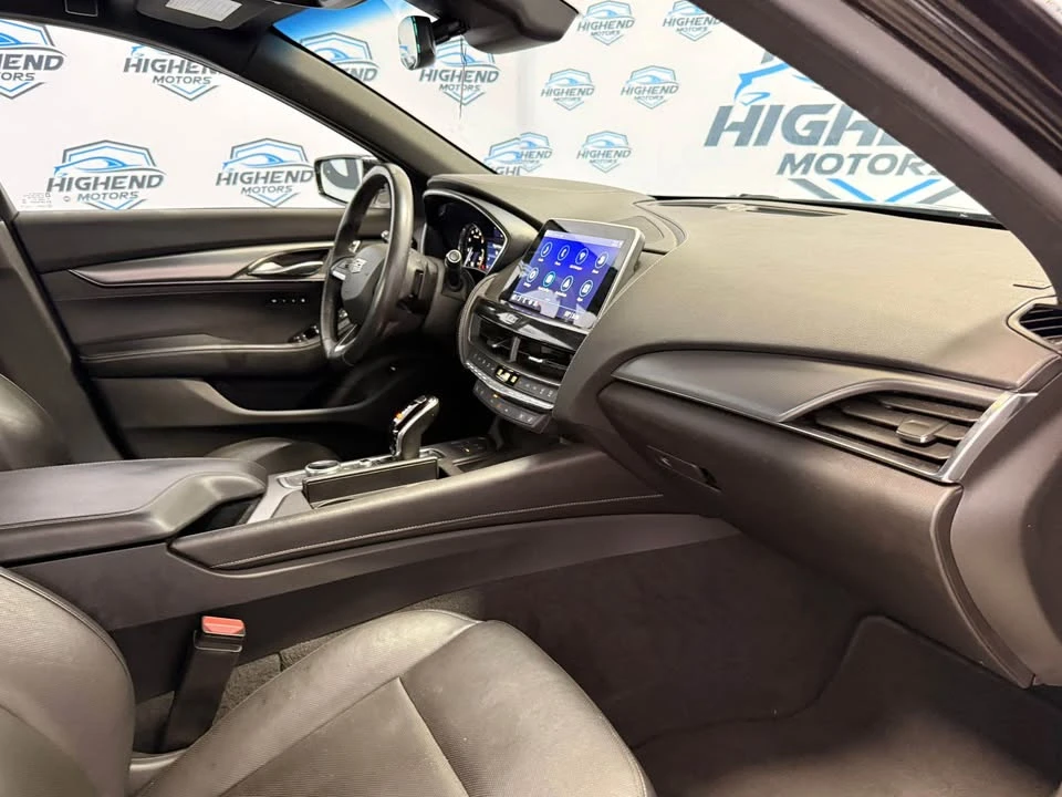 2022 Cadillac CT5 - Image 16 of 18