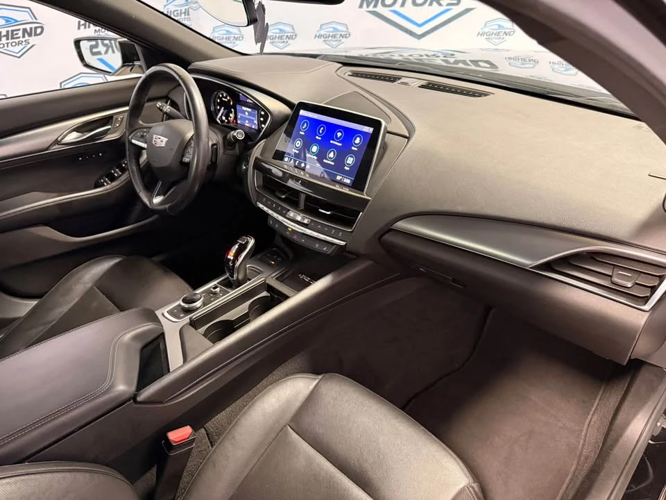 2022 Cadillac CT5 - Image 17 of 18