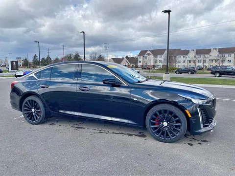 2022 Cadillac CT5 Premium Luxury