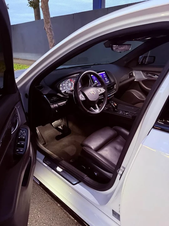 2022 Cadillac CT5 - Image 9 of 17