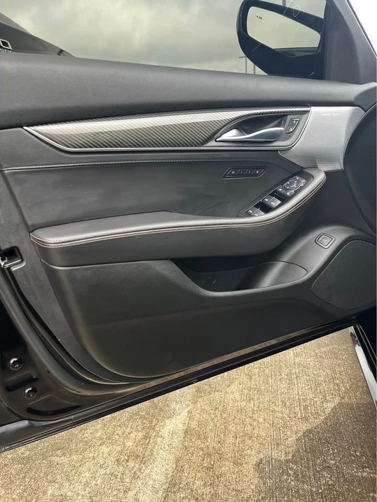 2022 Cadillac CT5 - Image 3 of 10