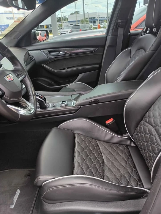 2022 Cadillac CT5-V Blackwing - Image 2 of 7