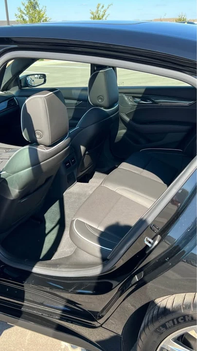2022 Cadillac CT5-V Blackwing - Image 8 of 14