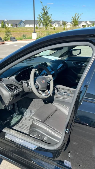 2022 Cadillac CT5-V Blackwing - Image 7 of 14