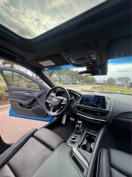 2022 Cadillac CT5-V Blackwing - Image 12 of 13