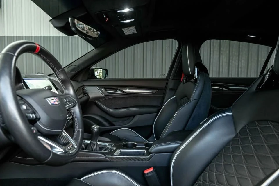 2022 Cadillac CT5-V Blackwing - Image 10 of 19