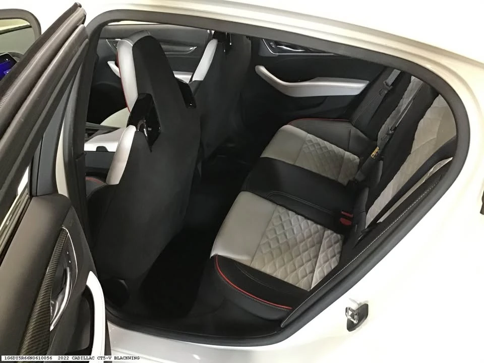 2022 Cadillac CT5-V Blackwing - Image 10 of 11