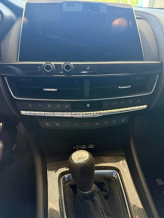 2022 Cadillac CT5-V Blackwing - Image 8 of 10