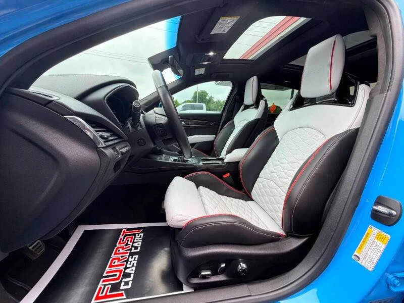 2022 Cadillac CT5-V Blackwing - Image 10 of 16