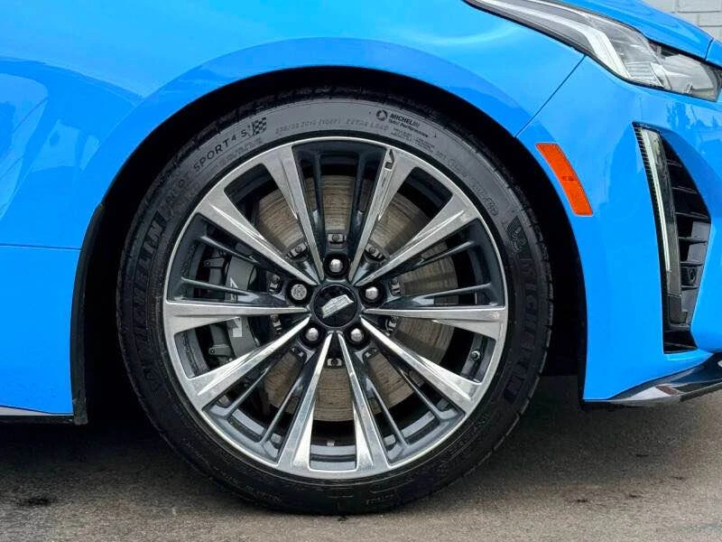 2022 Cadillac CT5-V Blackwing - Image 8 of 19