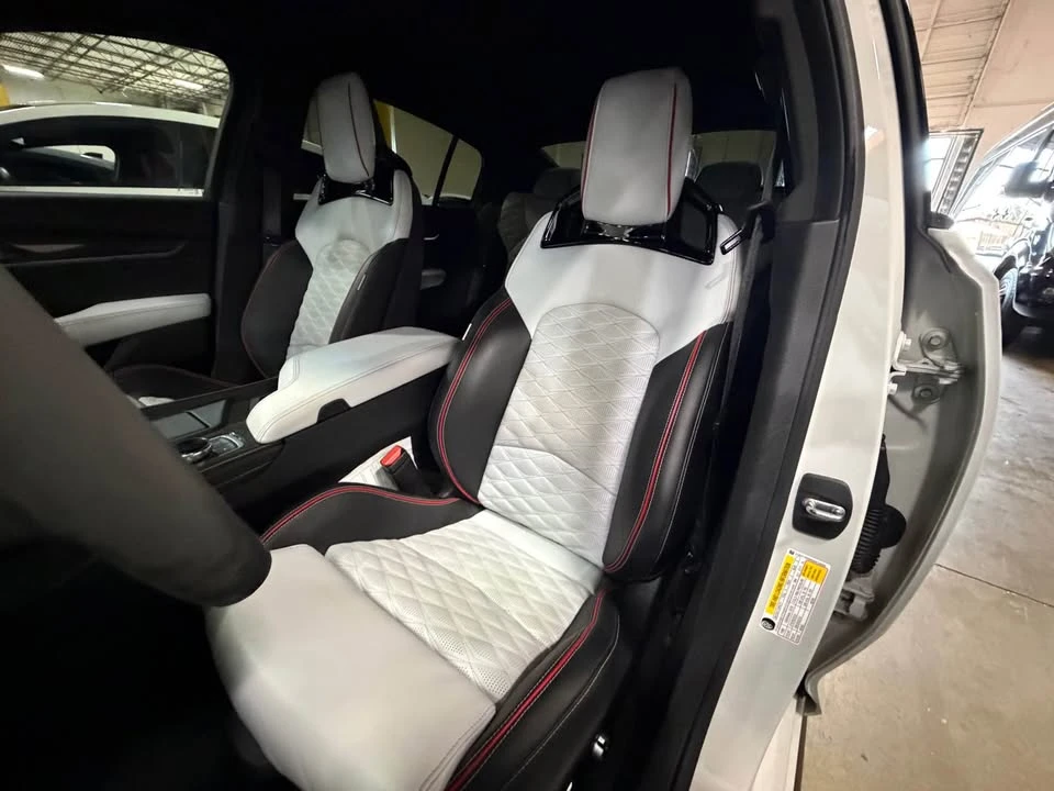 2022 Cadillac CT5-V Blackwing - Image 4 of 12