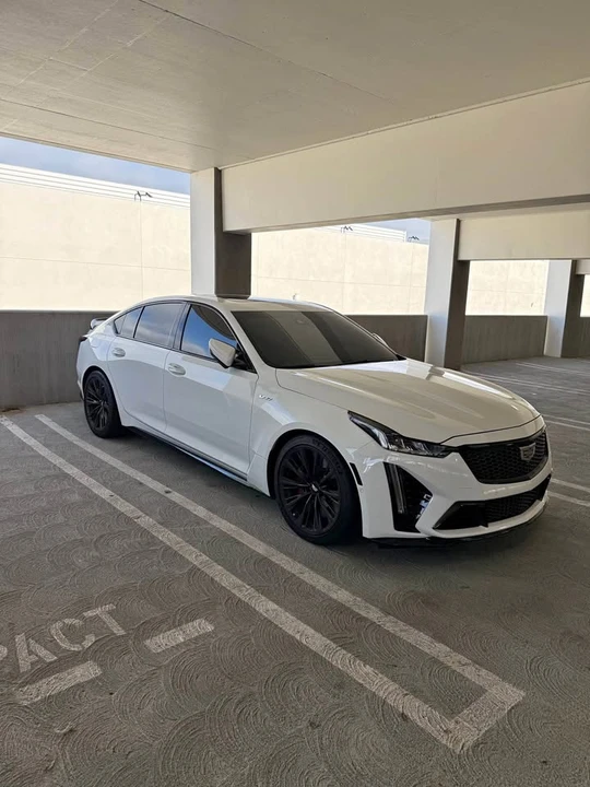 2022 Cadillac CT5-V Blackwing - Image 2 of 9