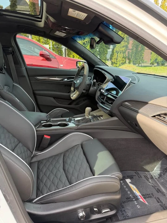2022 Cadillac CT5-V Blackwing - Image 11 of 20