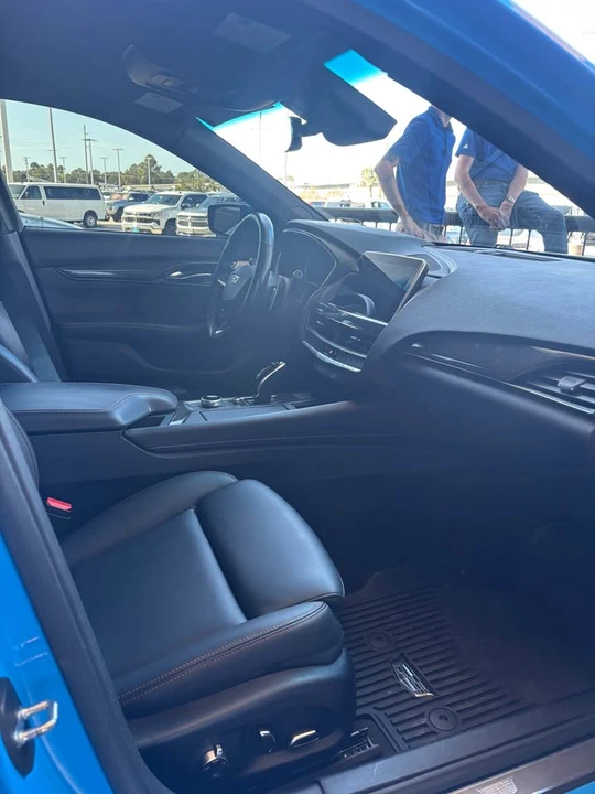2022 Cadillac CT5-V - Image 7 of 8