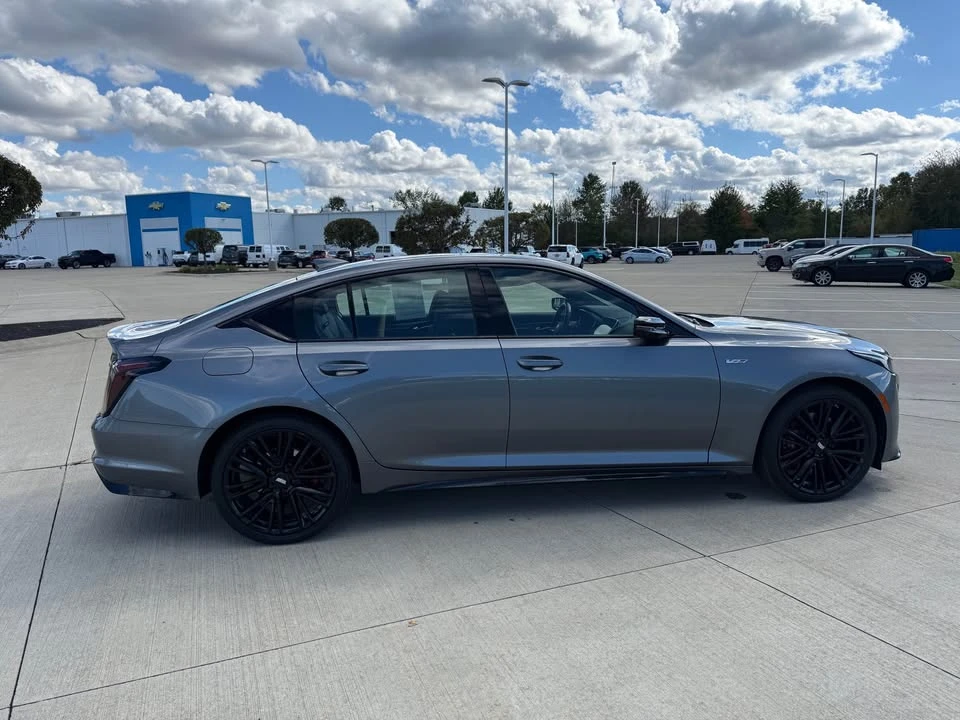 2022 Cadillac CT5-V - Image 4 of 17