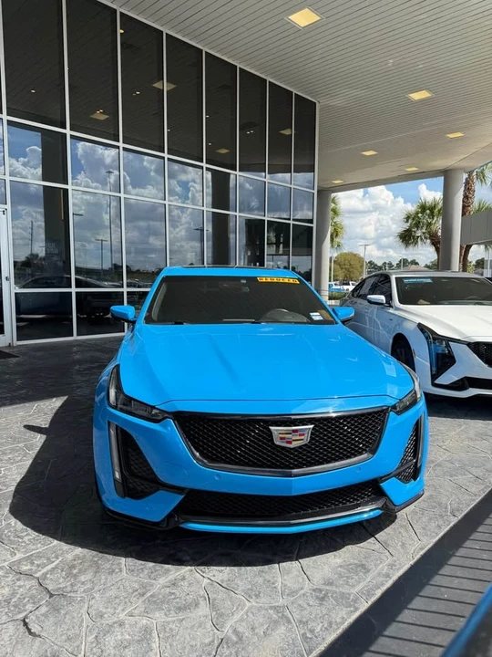 2022 Cadillac CT5-V - Image 2 of 14