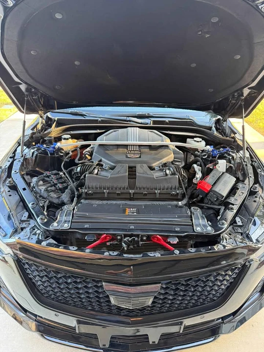 2022 Cadillac CT5-V - Image 2 of 4