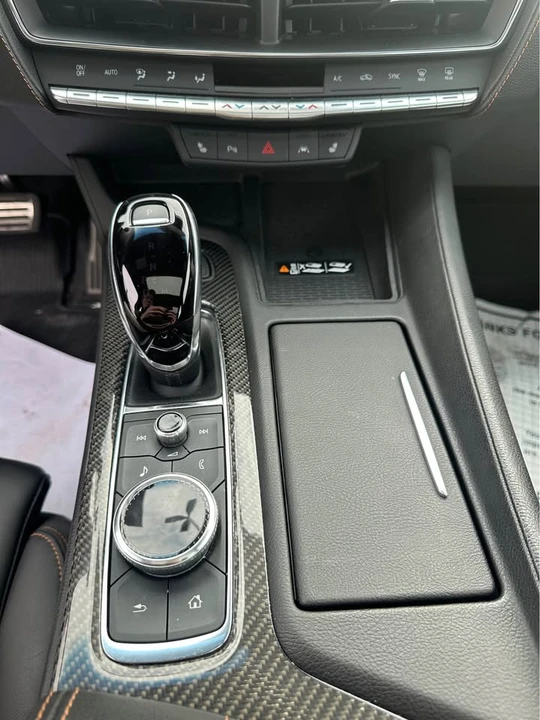 2022 Cadillac CT5-V - Image 10 of 12