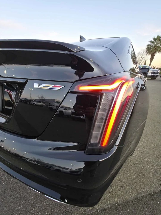 2022 Cadillac CT5-V - Image 5 of 20