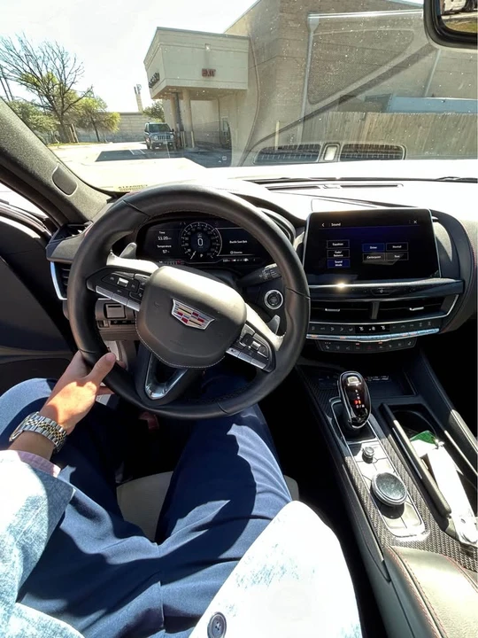 2022 Cadillac CT5-V - Image 7 of 17