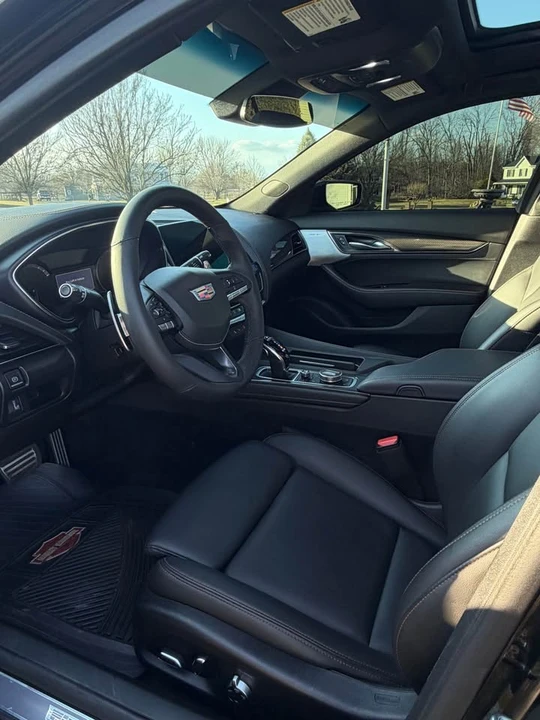 2022 Cadillac CT5-V - Image 8 of 12