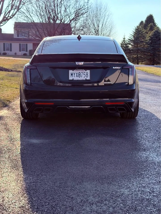 2022 Cadillac CT5-V - Image 11 of 12