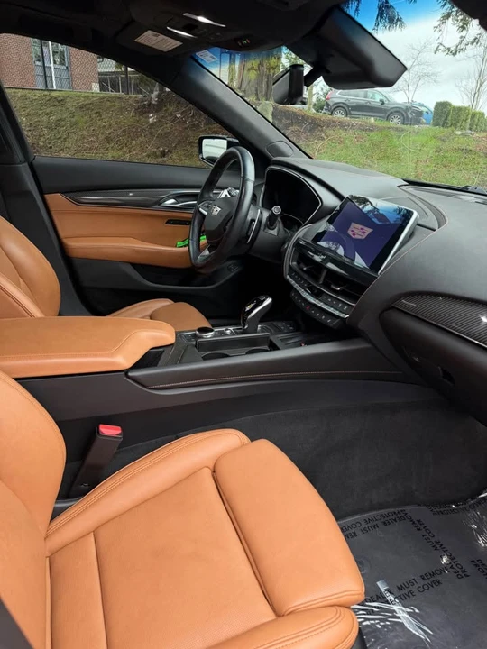 2022 Cadillac CT5-V - Image 9 of 16