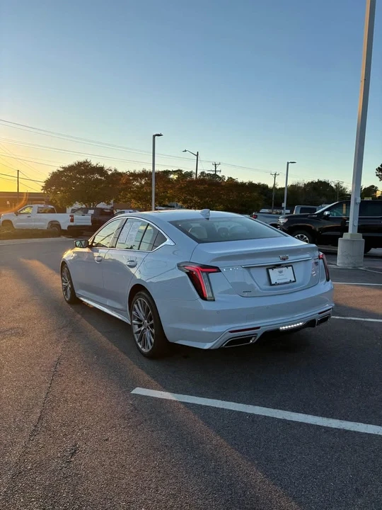 2022 Cadillac CT5 - Image 4 of 14