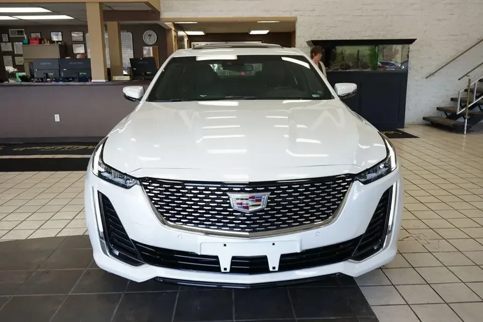 2022 Cadillac CT5 - Image 16 of 19