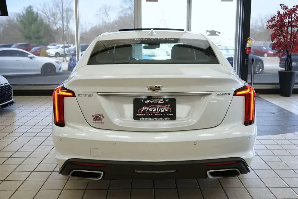 2022 Cadillac CT5 - Image 12 of 19