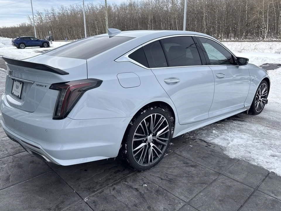2022 Cadillac CT5 - Image 8 of 12