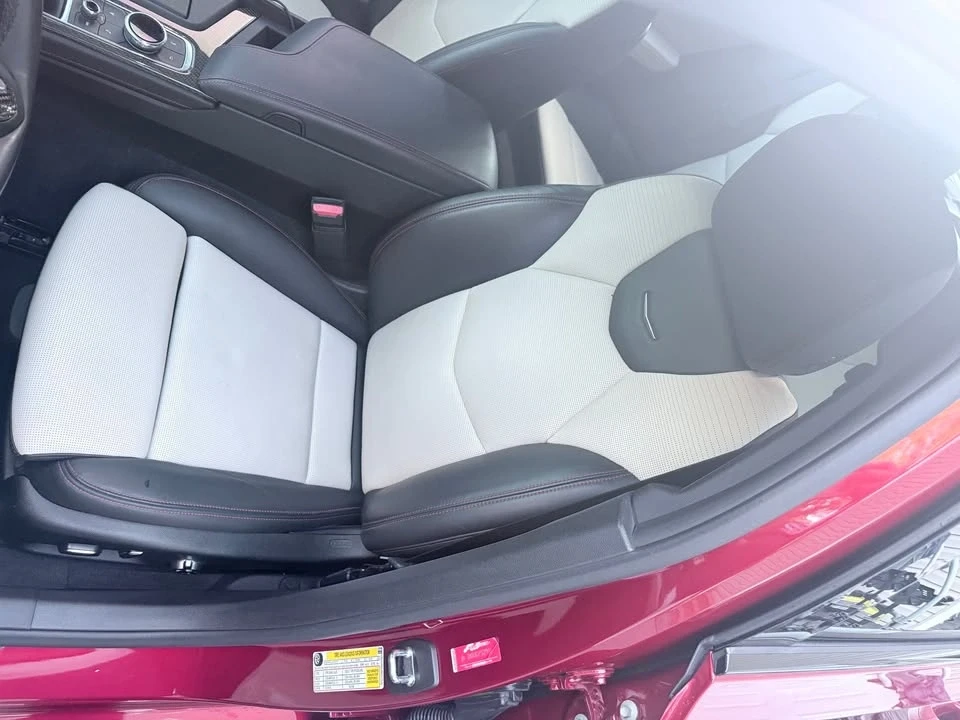 2022 Cadillac CT5 - Image 15 of 17