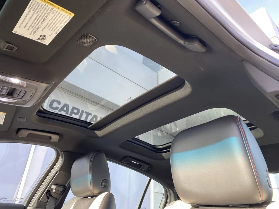 2022 Cadillac CT5 - Image 10 of 11