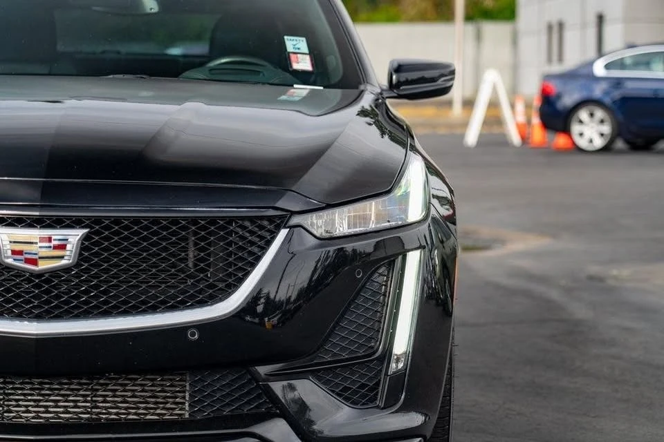 2022 Cadillac CT5 - Image 5 of 6