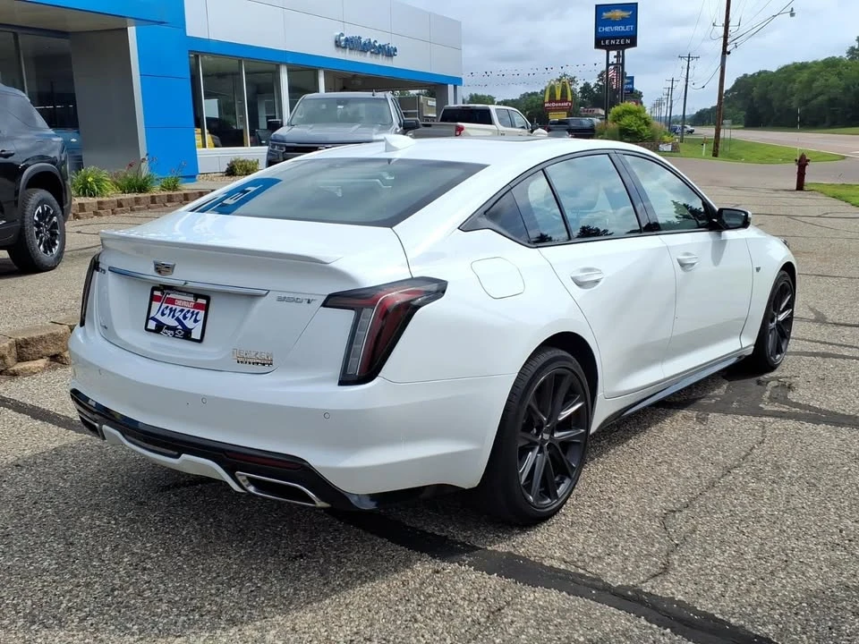 2022 Cadillac CT5 - Image 5 of 7