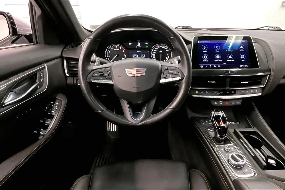 2022 Cadillac CT5 - Image 8 of 12