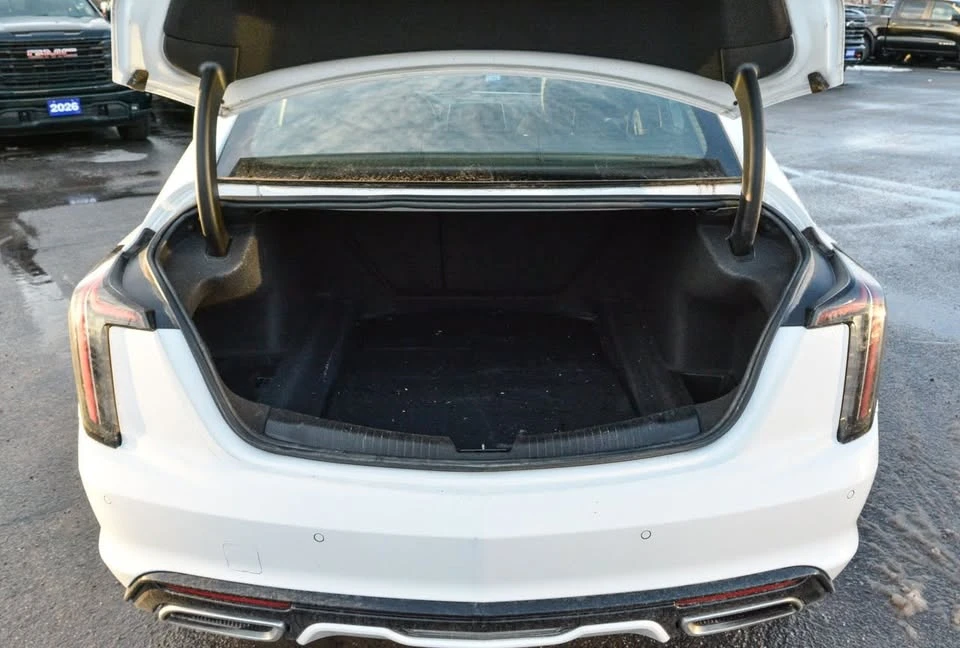 2022 Cadillac CT5 - Image 10 of 19