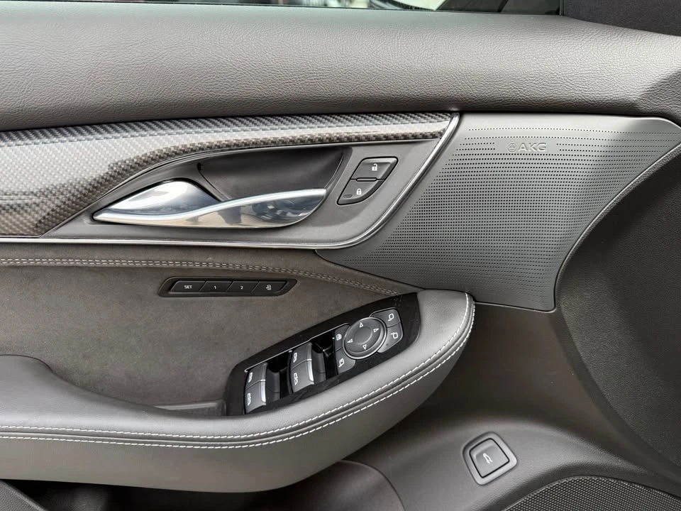 2022 Cadillac CT5-V - Image 11 of 19