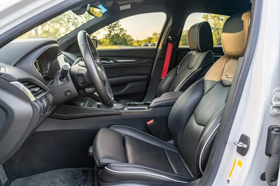 2022 Cadillac CT5-V Blackwing - Image 7 of 15