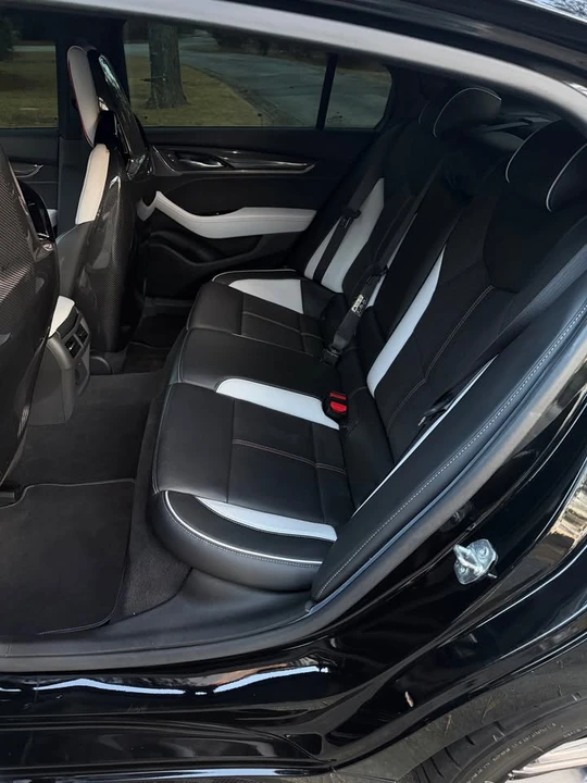 2022 Cadillac CT5-V Blackwing - Image 10 of 20