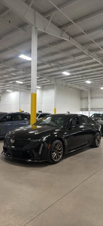 2022 Cadillac CT5-V Blackwing - Image 2 of 9