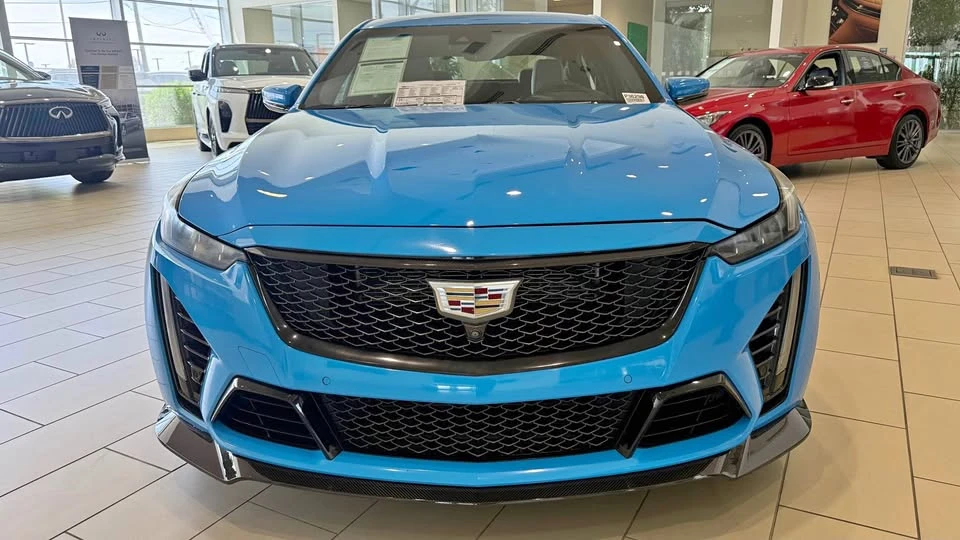 2022 Cadillac CT5-V Blackwing - Image 2 of 7