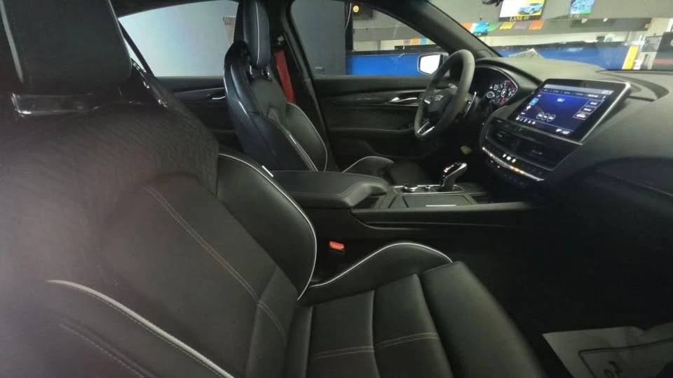 2022 Cadillac CT5-V Blackwing - Image 8 of 15