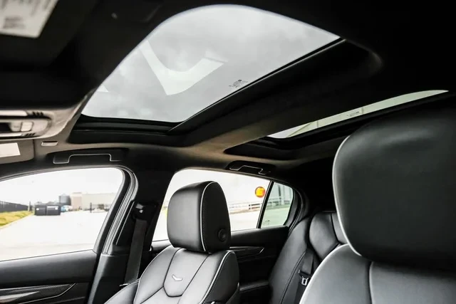 2022 Cadillac CT5-V Blackwing - Image 6 of 17