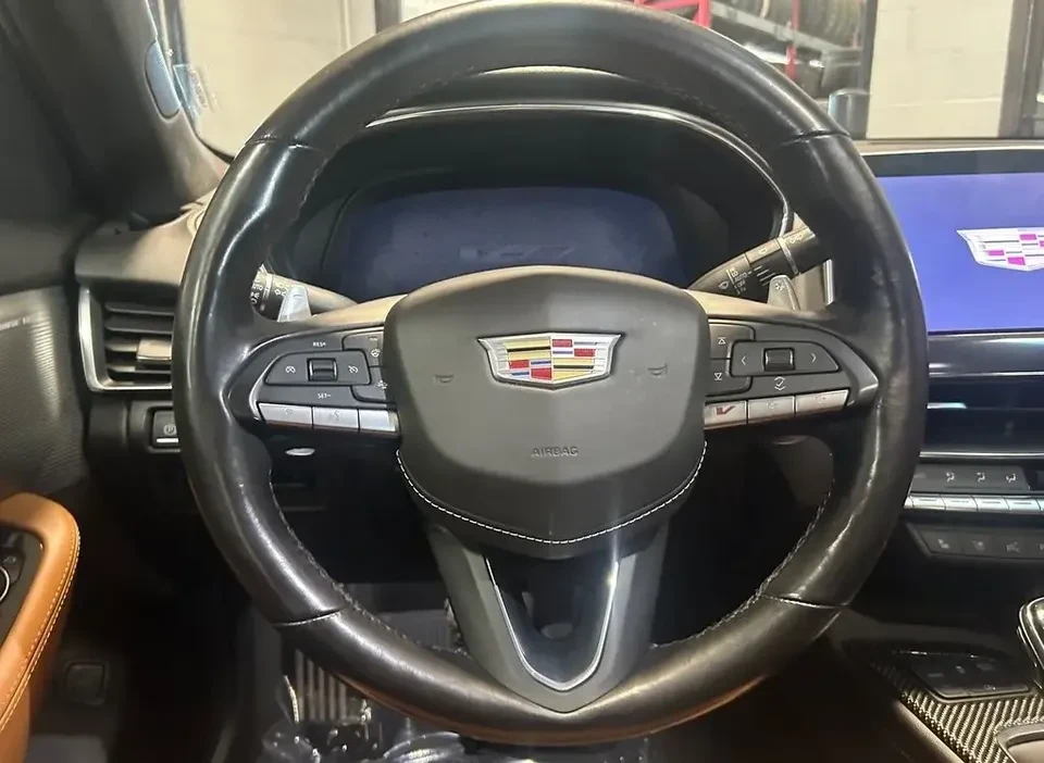 2022 Cadillac CT5-V - Image 16 of 20